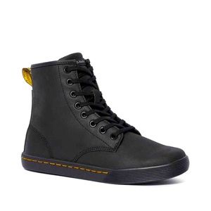 Women’s Matte Black Dr. Martens